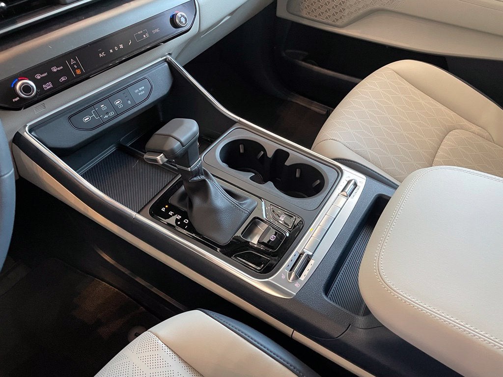2027 Kia Carnival SX