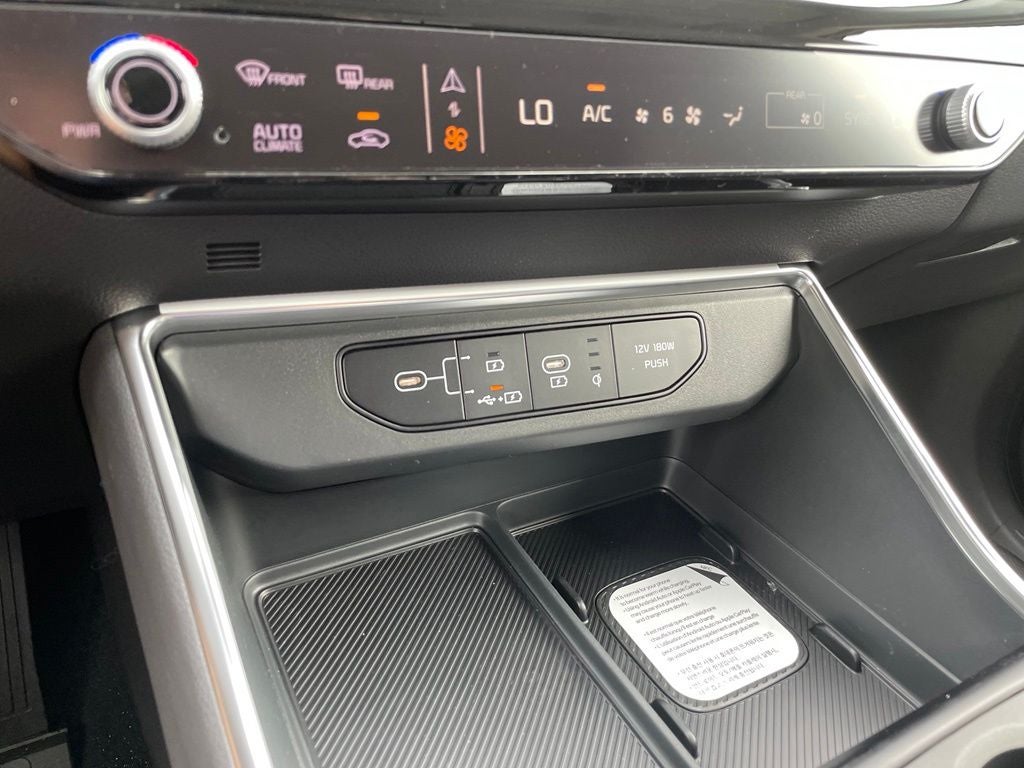2027 Kia Carnival SX Prestige