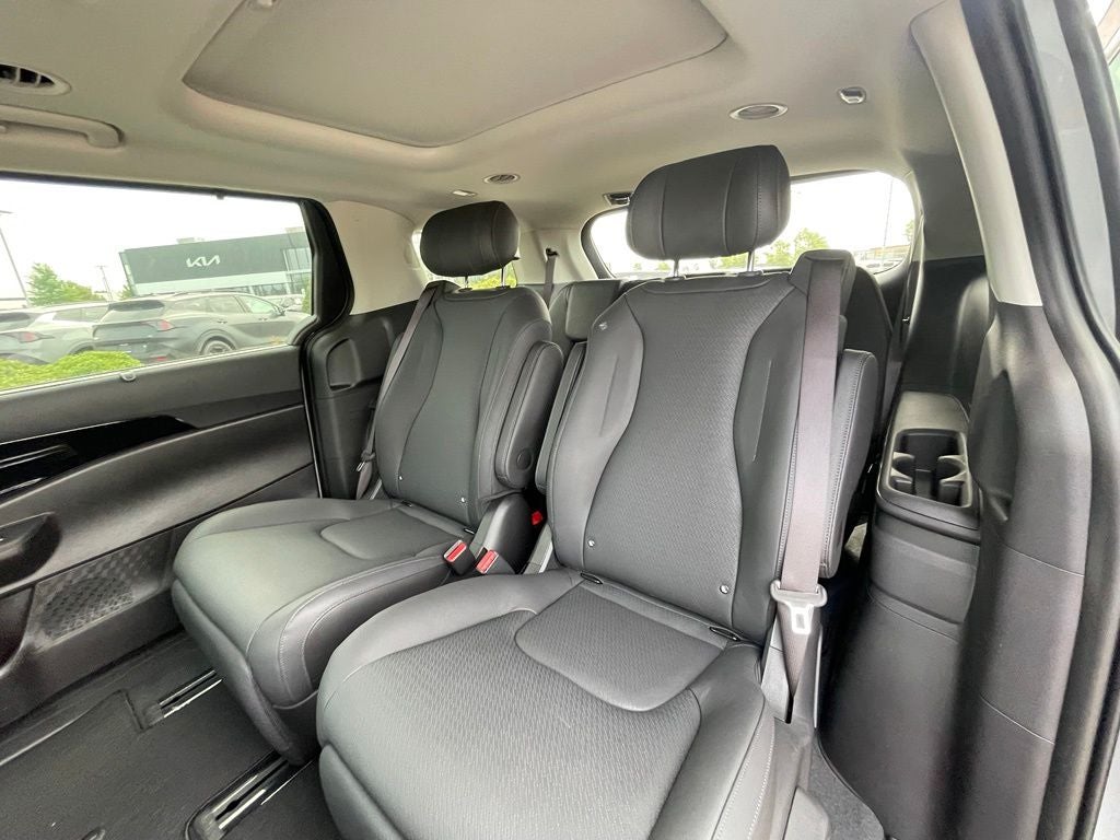 2027 Kia Carnival SX Prestige