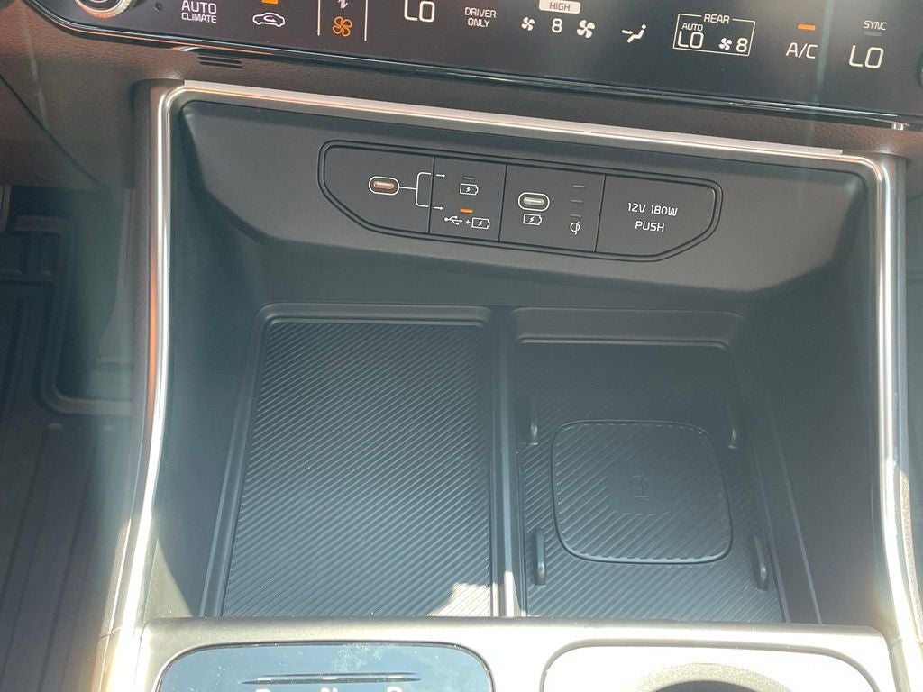 2027 Kia Carnival SX Prestige