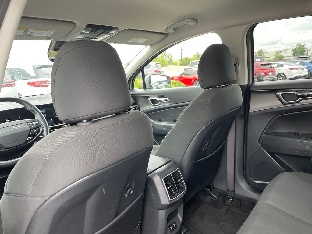 2026 Kia Sportage Hybrid S