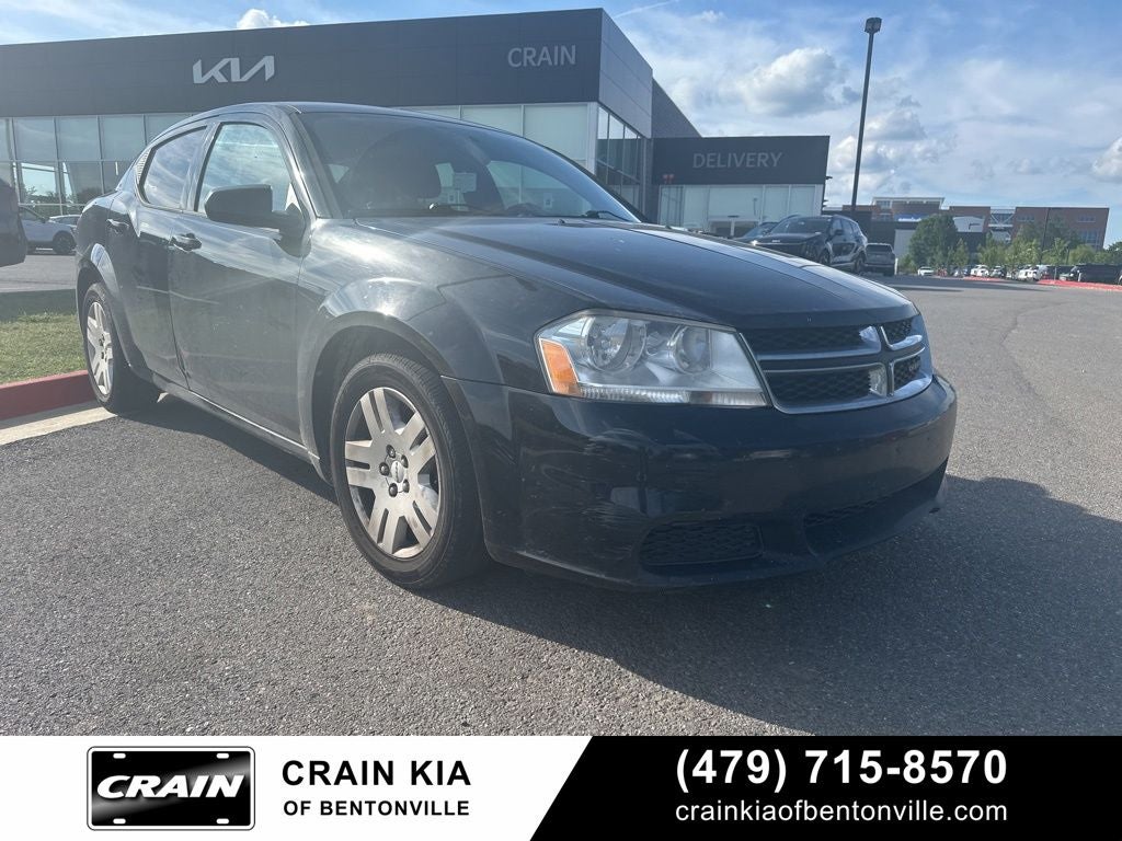 2013 Dodge Avenger SE's photo