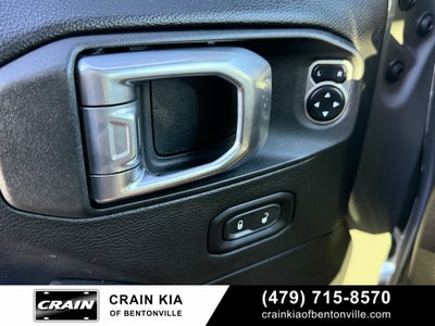 2019 Jeep Wrangler Unlimited Sahara Altitude - 4WD