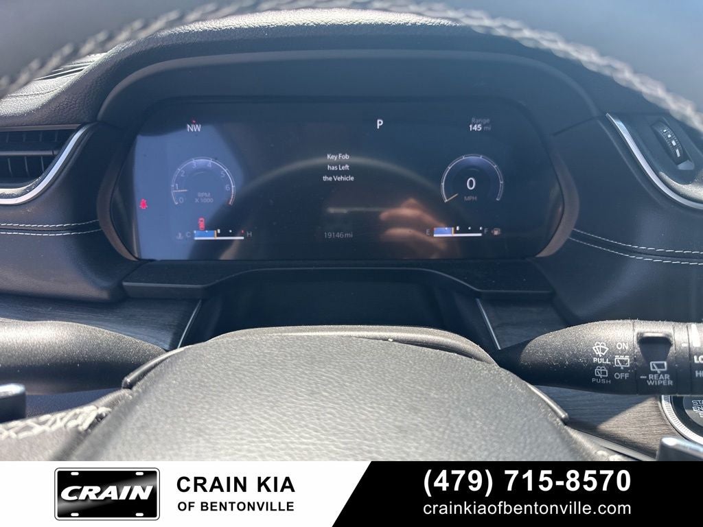 2023 Jeep Grand Cherokee L Limited - 4WD / PANO ROOF / ONE OWNER