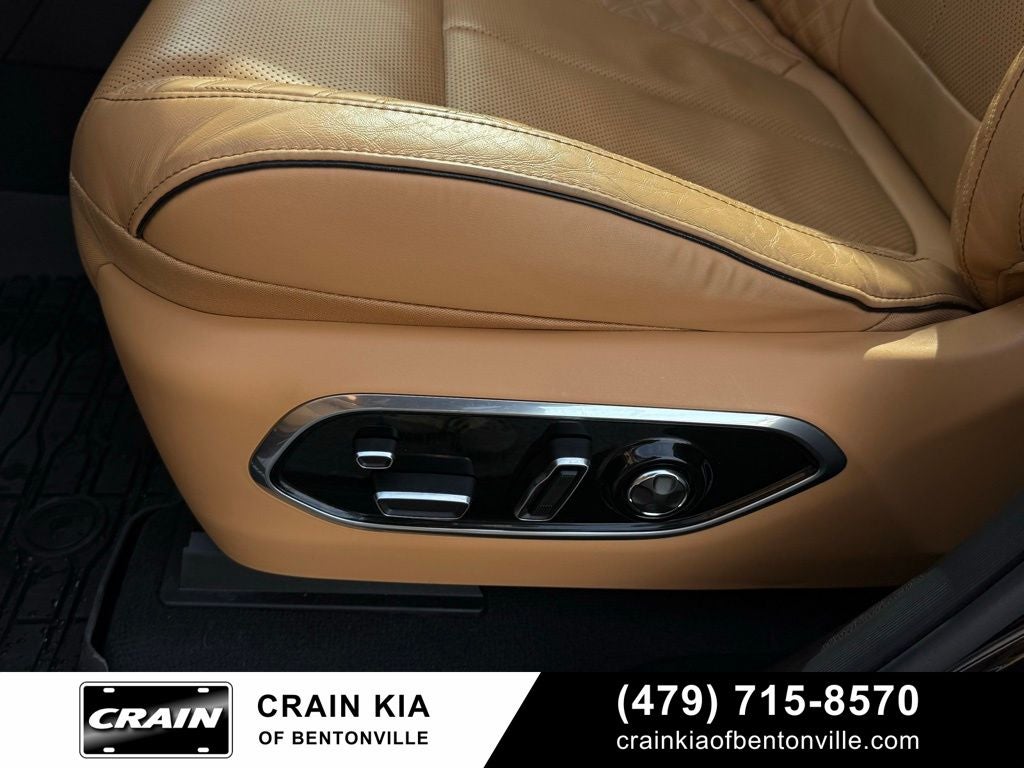 2023 Jeep Grand Cherokee L Summit - 4WD / PANORAMIC SUNROOF / ONE OWNER