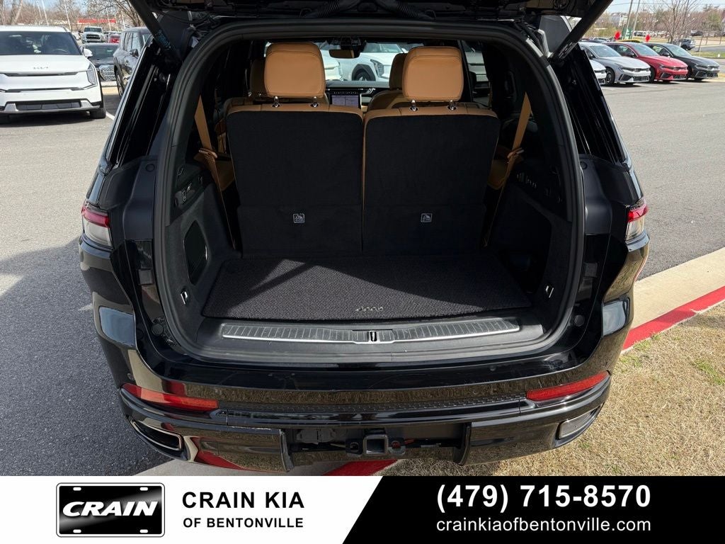 2023 Jeep Grand Cherokee L Summit - 4WD / PANORAMIC SUNROOF / ONE OWNER