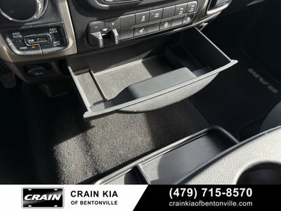 2019 RAM 1500 Classic Big Horn - 4WD / CLEAN CARFAX