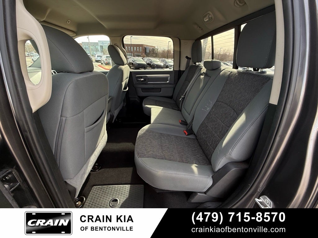 2019 RAM 1500 Classic Big Horn - 4WD / CLEAN CARFAX