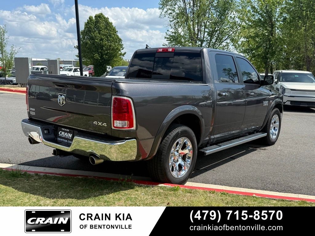 2015 RAM 1500 Laramie - 4WD / SUNROOF