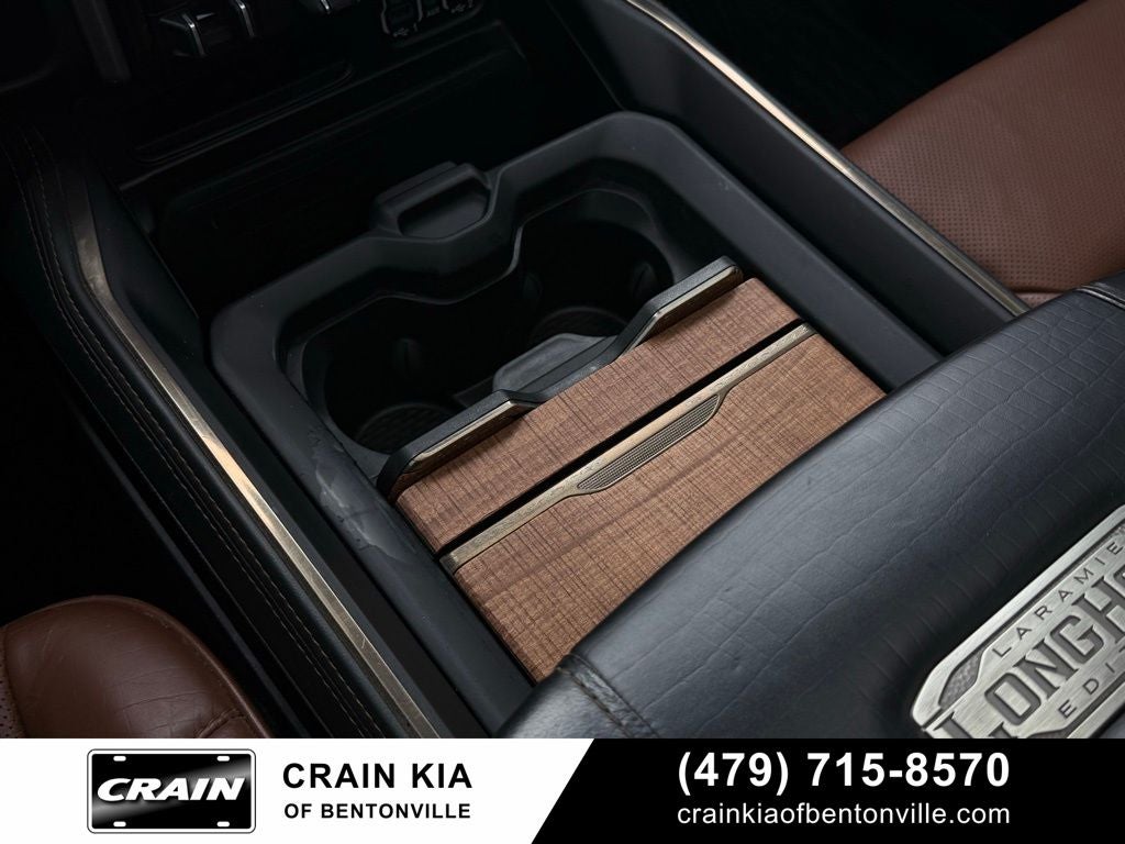 2020 RAM 1500 Laramie Longhorn - 4WD / PANORAMIC SUNROOF / LIFTED!