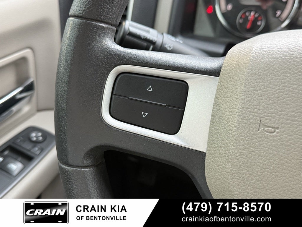 2009 Dodge Ram 1500 SLT - CLEAN CARFAX / GOOD MILES