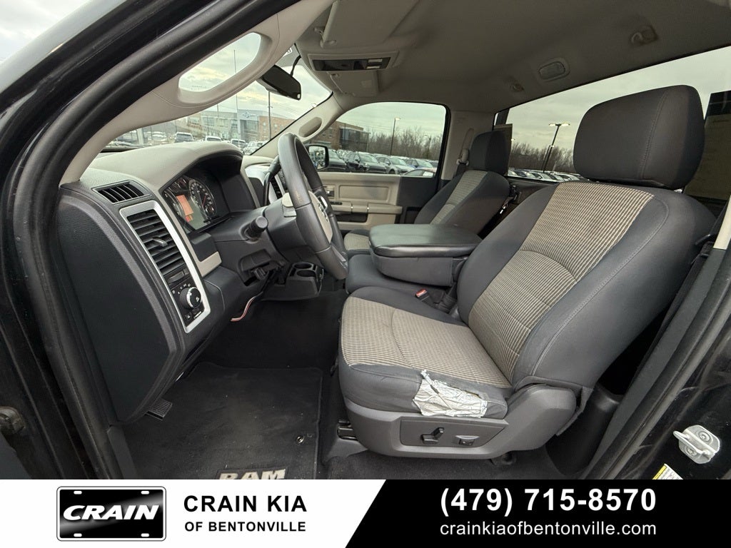 2009 Dodge Ram 1500 SLT - CLEAN CARFAX / GOOD MILES