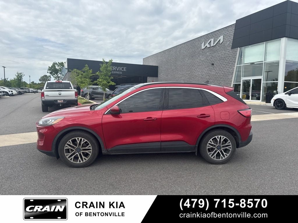 2020 Ford Escape SEL - PANORAMIC SUNROOF