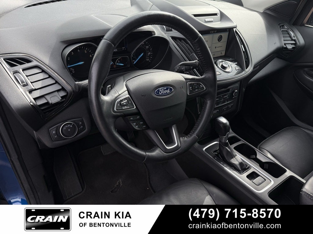 2017 Ford Escape Titanium - PANORAMIC SUNROOF / CLEAN CARFAX