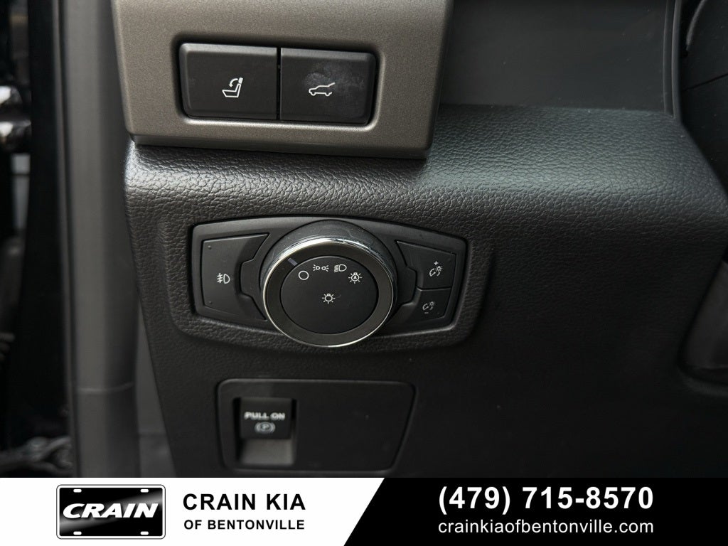 2020 Ford Expedition XLT - 4WD / PANO SUNROOF / LIFT / WHEELS / TIRES