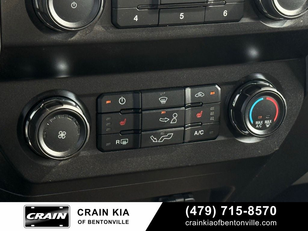 2020 Ford F-150 XLT - 4WD / 302A / CLEAN CARFAX / ONE OWNER