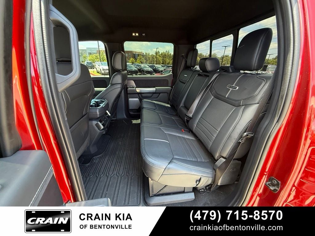 2026 Ford F-150 Platinum - 4WD / CLEAN CARFAX / ONE OWNER