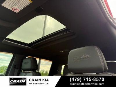 2022 Chevrolet Silverado 3500HD High Country - 4WD / ONE OWNER / SUNROOF