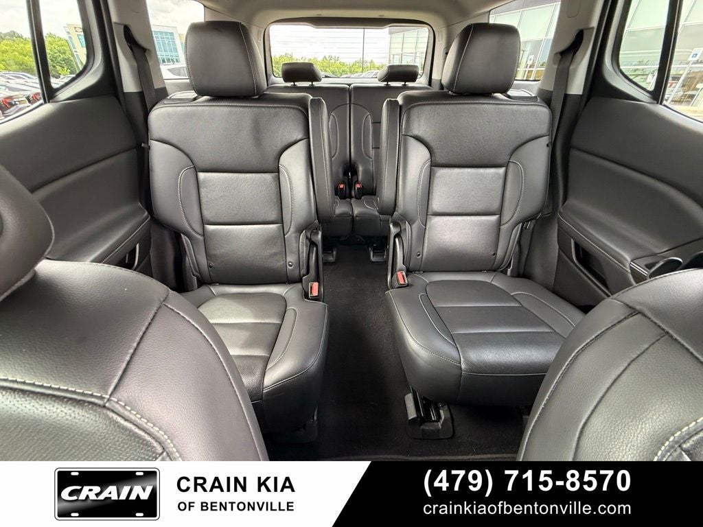 2023 GMC Acadia SLT - CLEAN CARFAX / ONE OWNER
