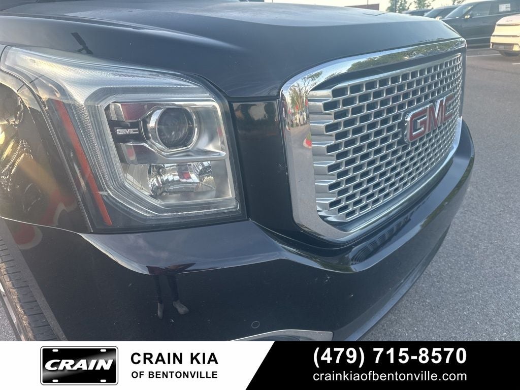 2017 GMC Yukon Denali - 4WD / ONE OWNER / SUNROOF