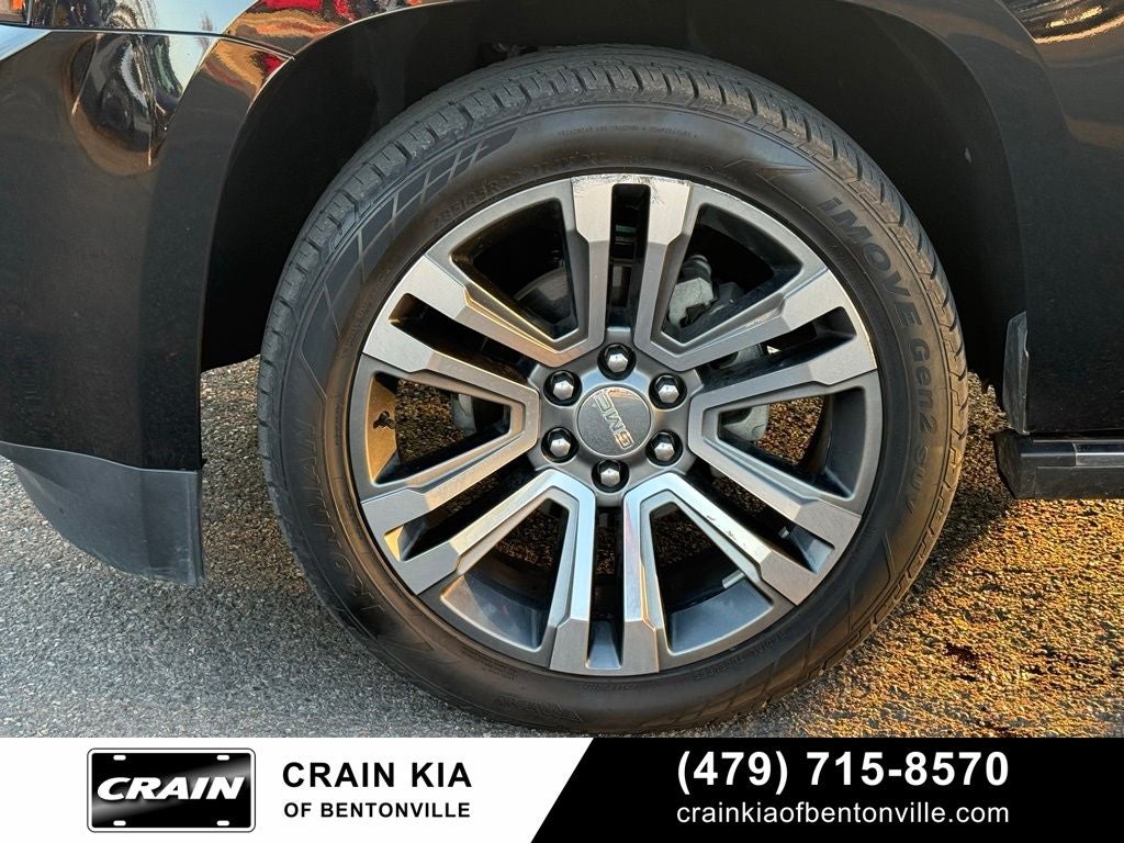 2018 GMC Yukon Denali Ultimate - 4WD / SUNROOF / CLEAN CARFAX