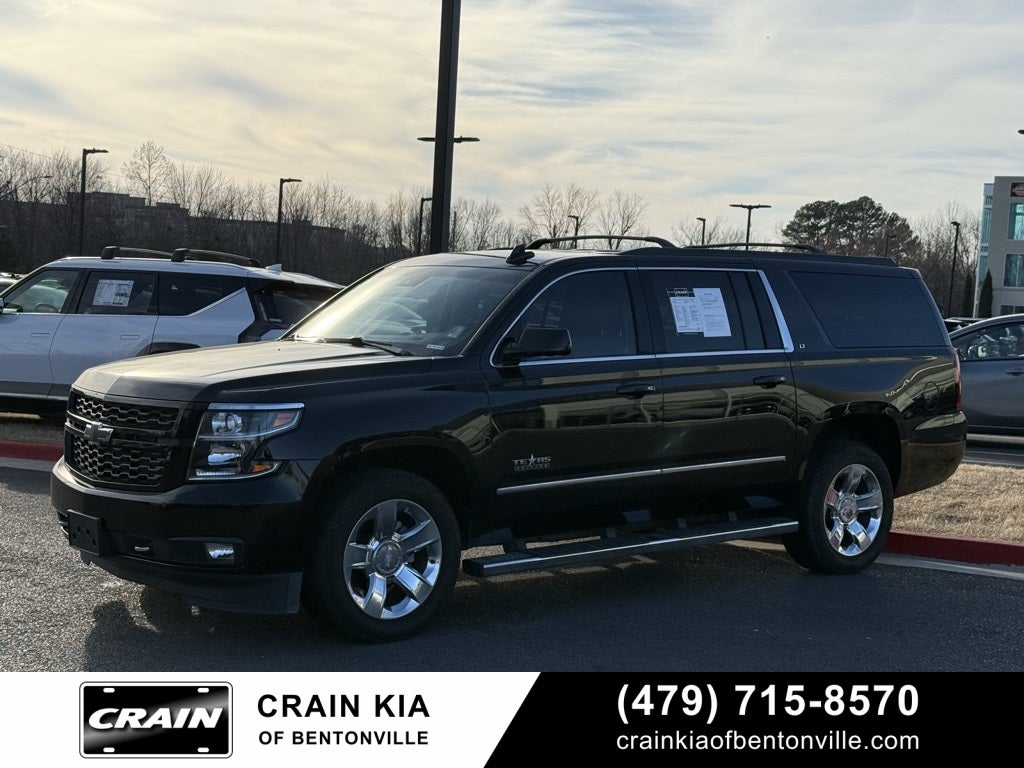 2019 Chevrolet Suburban LT - 4WD / SUNROOF / CLEAN CARFAX