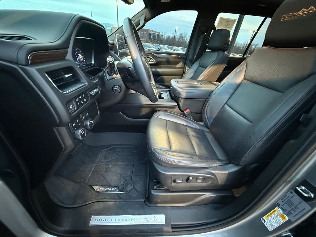 2023 Chevrolet Tahoe High Country - 4WD / CLEAN CARFAX / ONE OWNER