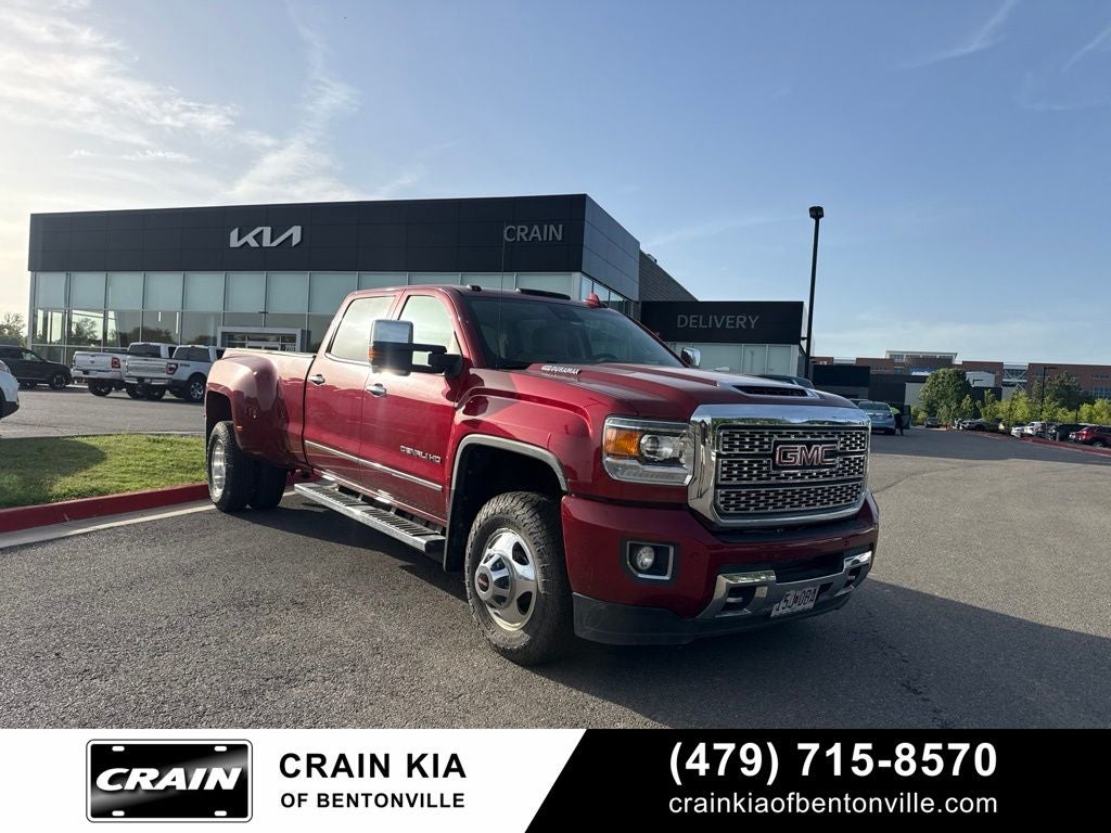 2018 GMC Sierra 4WD Crew Cab Long Box Denali's photo