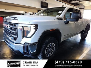 2024 GMC Sierra 2500HD SLE - 4WD / CLEAN CARFAX / ONE OWNER