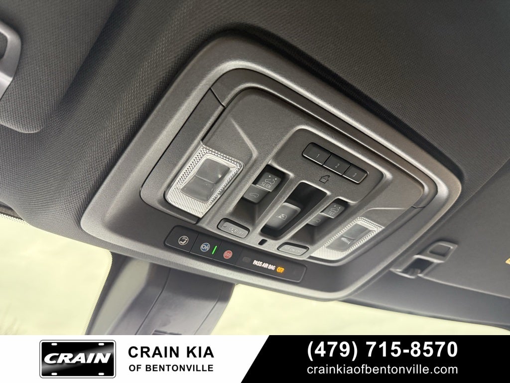 2023 GMC Sierra 2500HD AT4 - 4WD / SUNROOF / CLEAN CARFAX