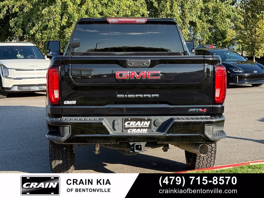 2022 GMC Sierra 2500HD AT4 - 4WD / CLEAN CARFAX