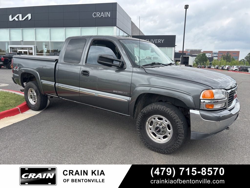 2000 GMC Sierra's photo