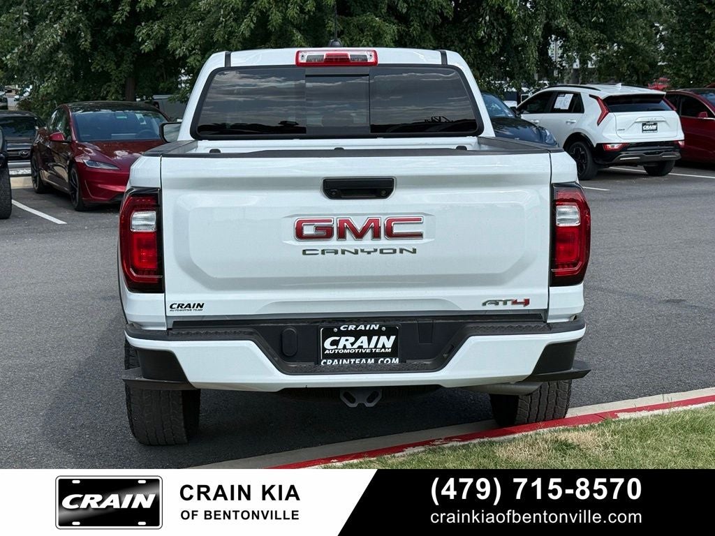 2024 GMC Canyon AT4 - 4WD / CLEAN CARFAX / ONE OWNER