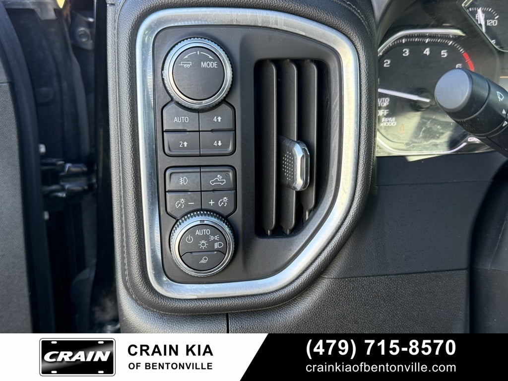 2020 GMC Sierra 1500 SLT - 4WD / CLEAN CARFAX