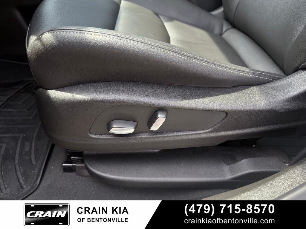 2024 Cadillac XT6 Luxury - AWD / PANORAMIC SUNROOF / CLEAN CARFAX