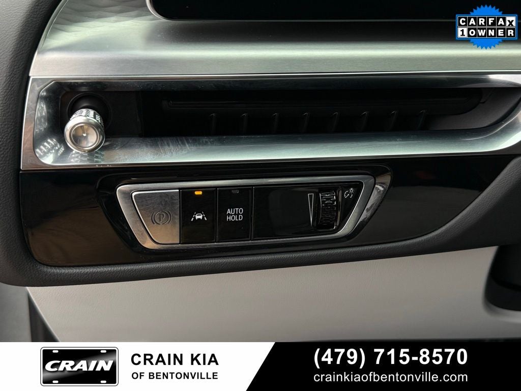 2024 Cadillac LYRIQ Sport - AWD / PANORAMIC SUNROOF / ONE OWNER