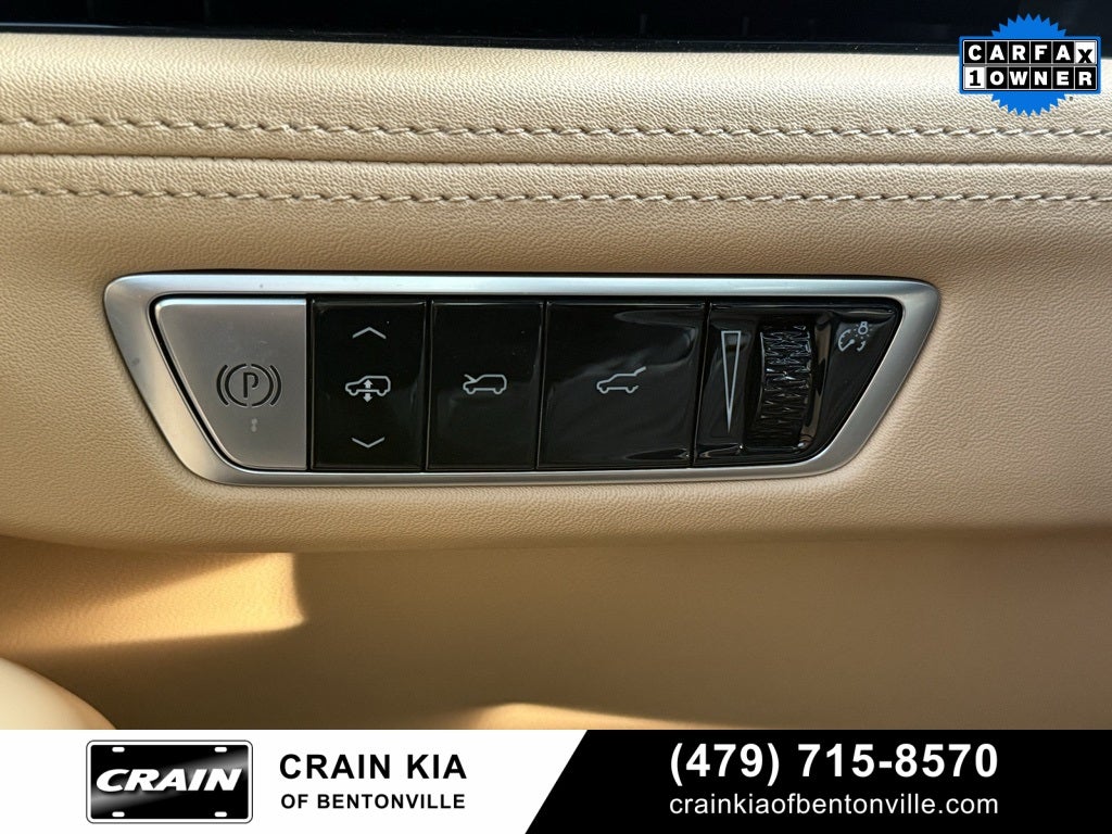 2026 Cadillac ESCALADE IQL Premium Luxury - $156,315 MSRP - AWD / PANORAMIC SUNROOF