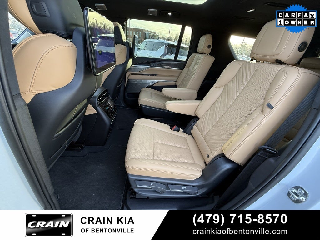 2026 Cadillac ESCALADE IQL Premium Luxury - $156,315 MSRP - AWD / PANORAMIC SUNROOF