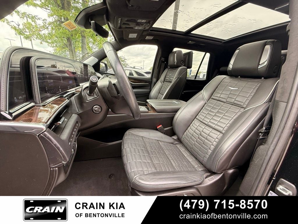 2023 Cadillac Escalade Premium Luxury Platinum - AWD / SUNROOF / CARFAX ONE OWNER