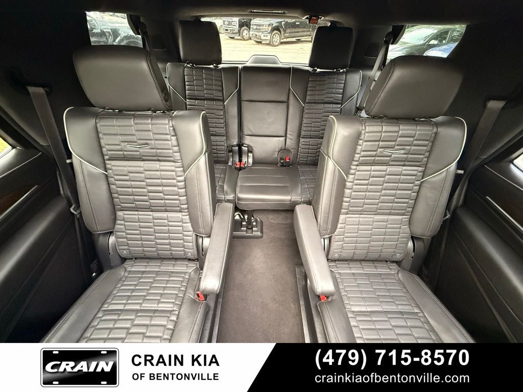 2023 Cadillac Escalade Premium Luxury Platinum - AWD / SUNROOF / CARFAX ONE OWNER