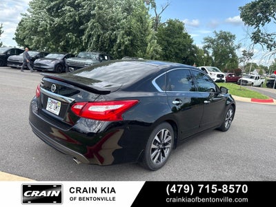 2017 Nissan Altima 2.5 SL - CLEAN CARFAX
