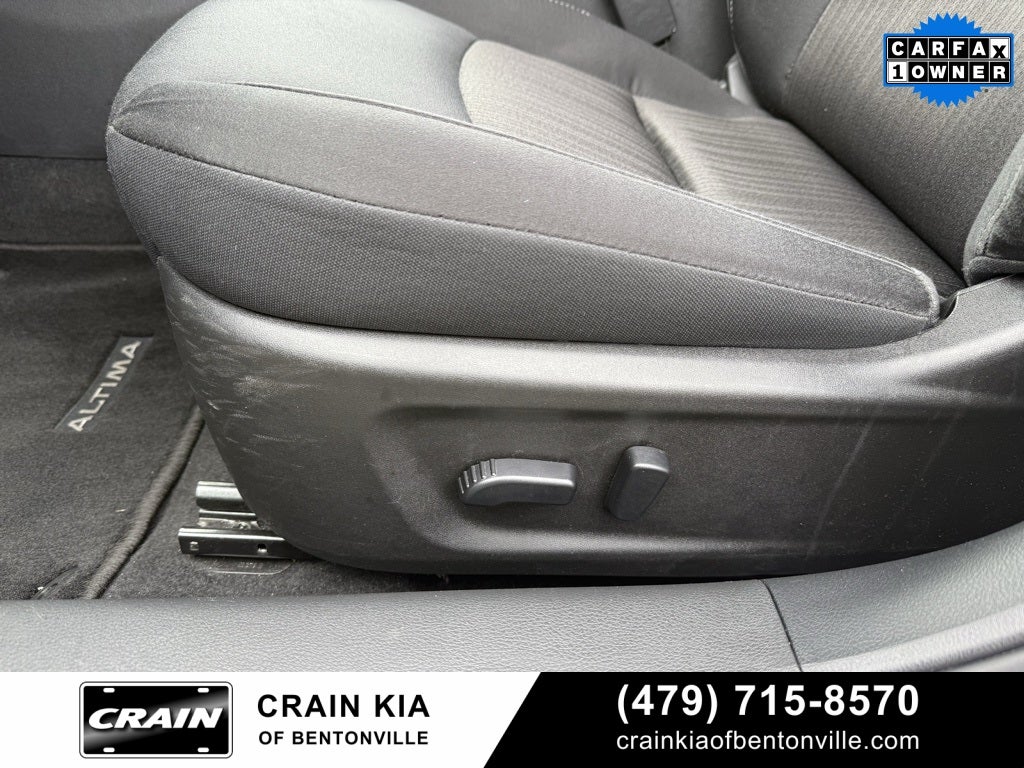 2024 Nissan Altima 2.5 SV - CLEAN CARFAX / ONE OWNER