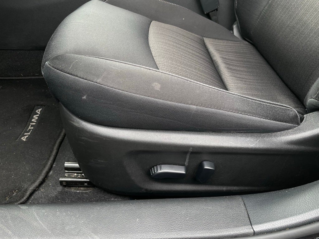 2024 Nissan Altima 2.5 SV - CLEAN CARFAX / ONE OWNER