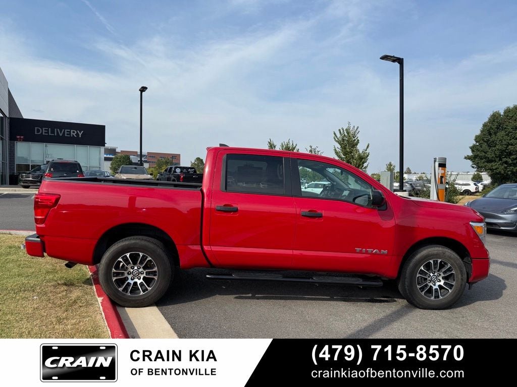 2022 Nissan Titan SV - 4WD