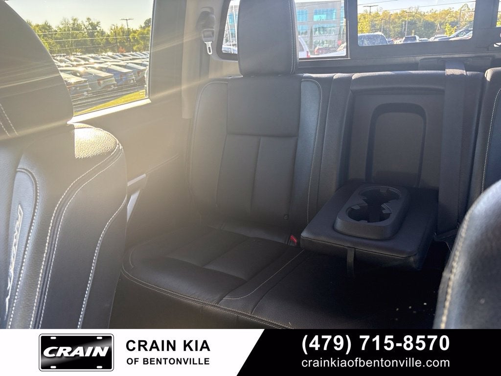 2017 Nissan Titan XD PRO-4X - 4WD / CLEAN CARFAX