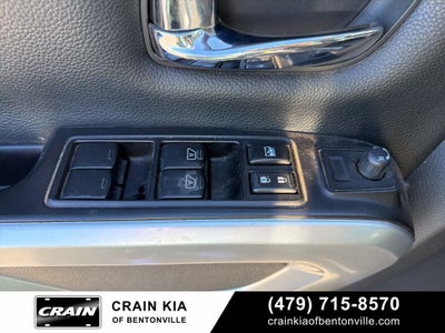 2019 Nissan Titan XD SV - 4WD / CLEAN CARFAX / ONE OWNER