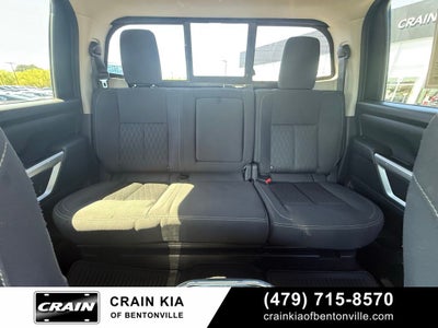 2019 Nissan Titan XD SV - 4WD / CLEAN CARFAX / ONE OWNER