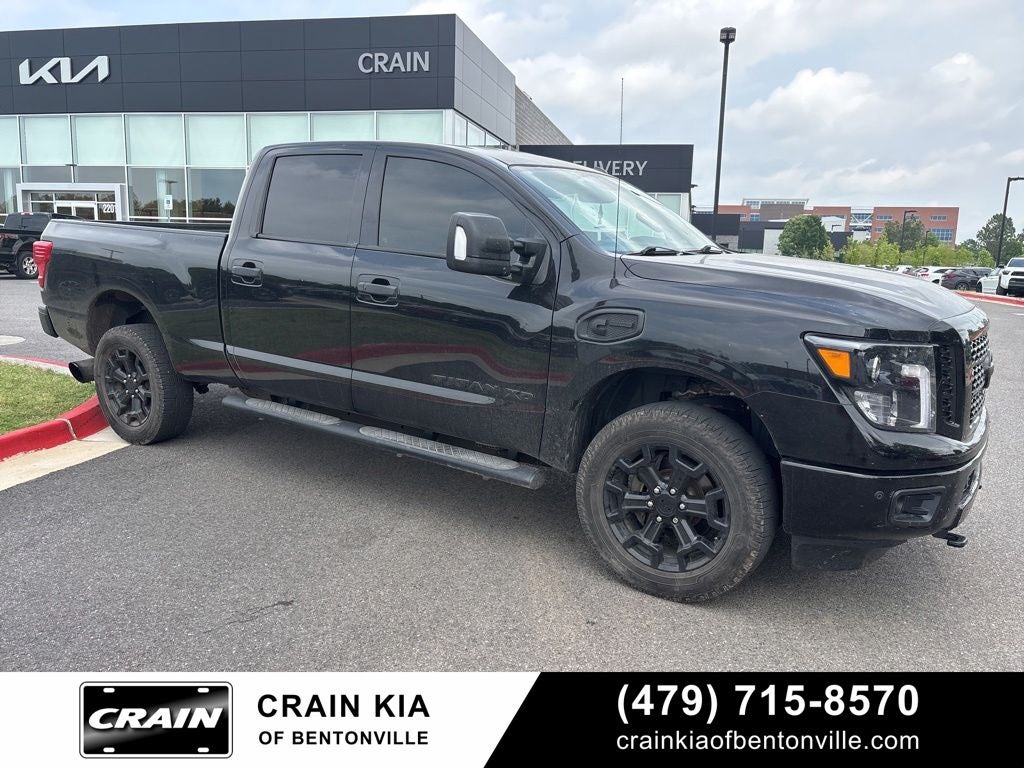 2018 Nissan Titan XD SL Diesel Crew Cab 4x4 SWB's photo