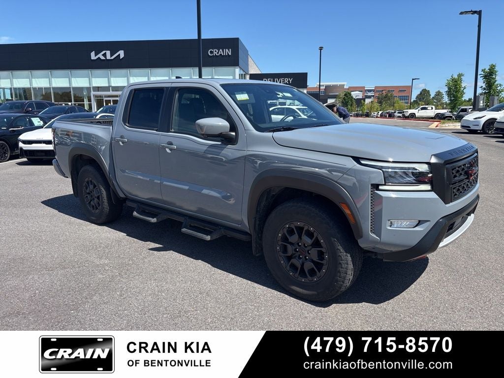 2024 Nissan Frontier PRO-4X Crew Cab 4X4's photo