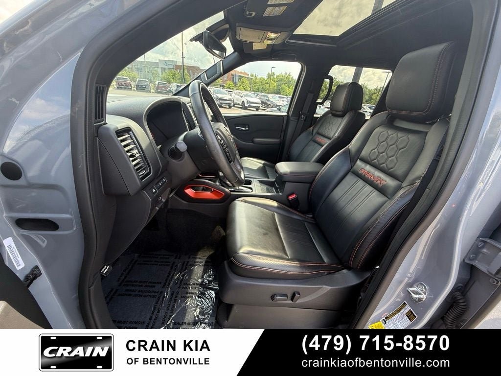 2024 Nissan Frontier PRO-4X - 4WD / SUNROOF / CARFAX ONE OWNER
